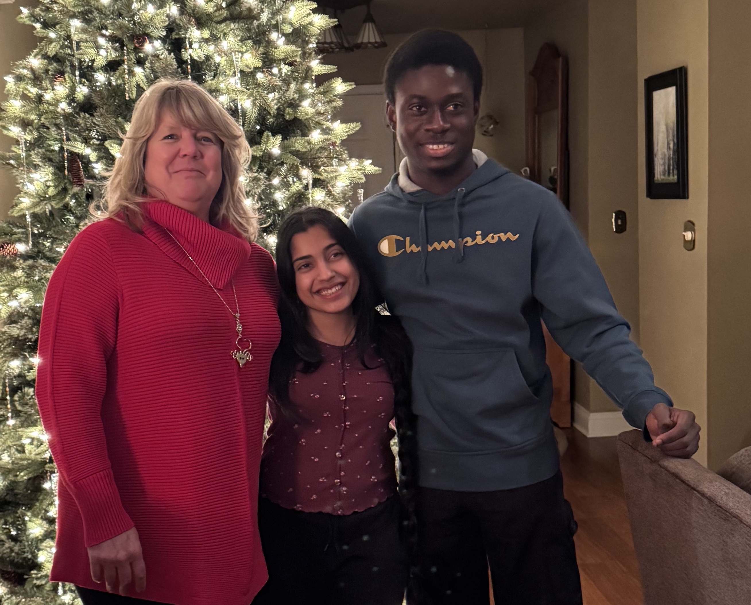 Karen Sicinski (left) with Lehigh students Avneet Kaur '28 and Abraham Yarba '28