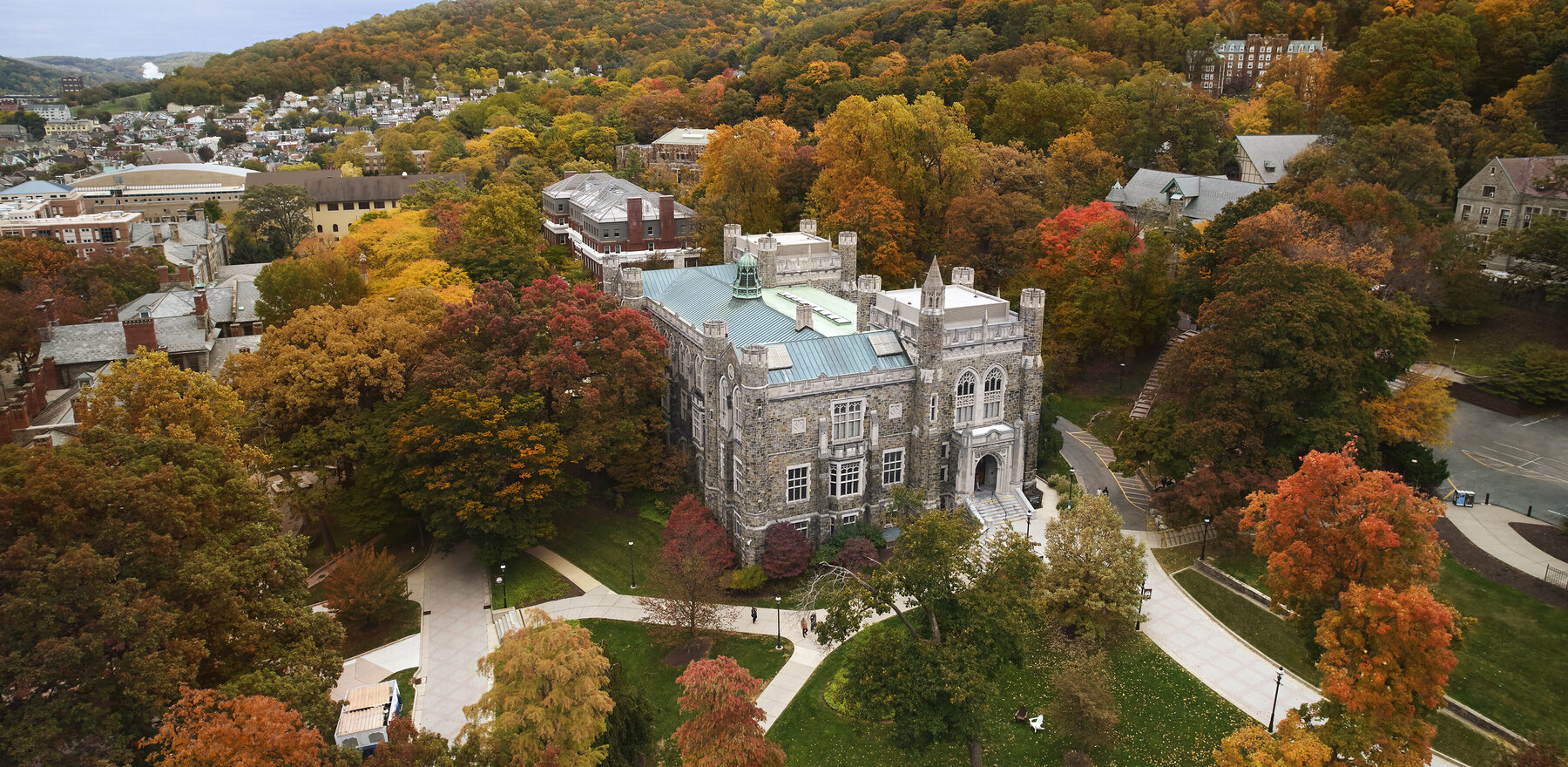 A drone photo of Lehigh University campus