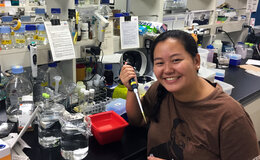 Rachel Fan in her laboratory